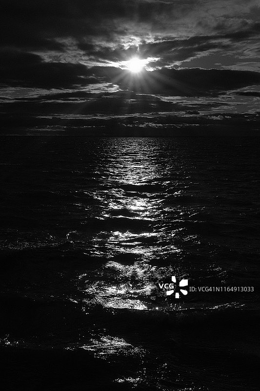 海上日落图片素材