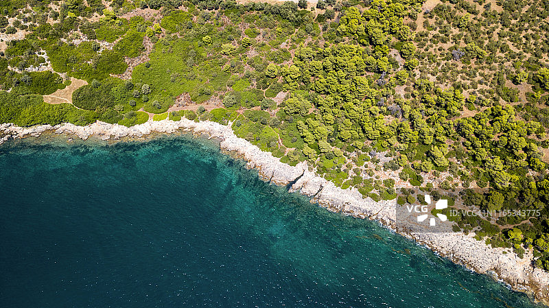 岩石海岸线航拍景观图片素材