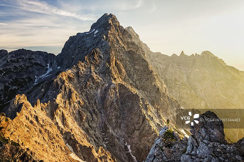 瓦茨曼东墙日出美景图片素材