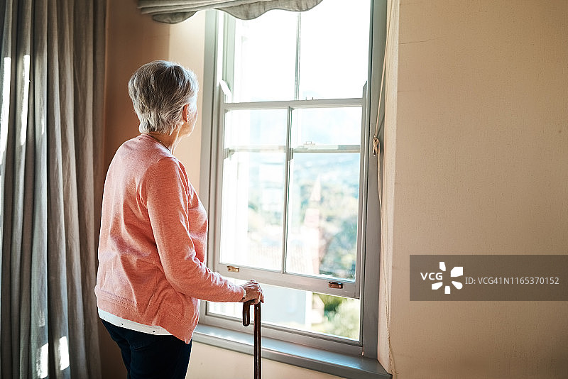 我们都在寻找内心的平静图片素材