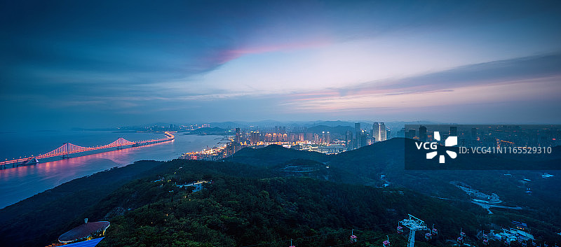 海港城天际线全景图片素材