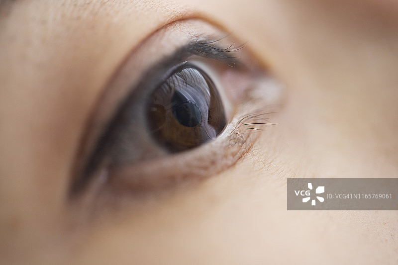 哭泣的女人特写图片素材