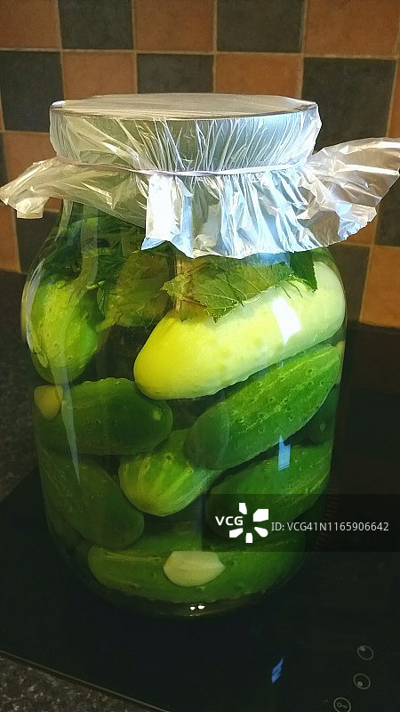 自制莳萝腌黄瓜图片素材