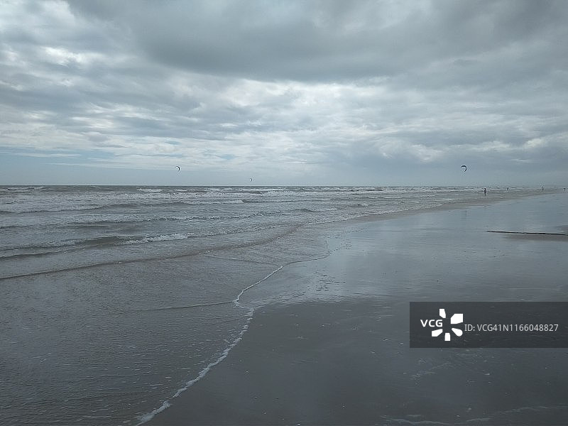 预测日蓬塔翁布里亚海滩景观图片素材