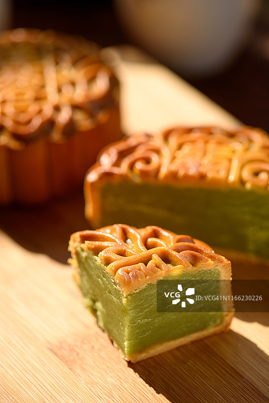 中国传统节日中秋月饼图片素材