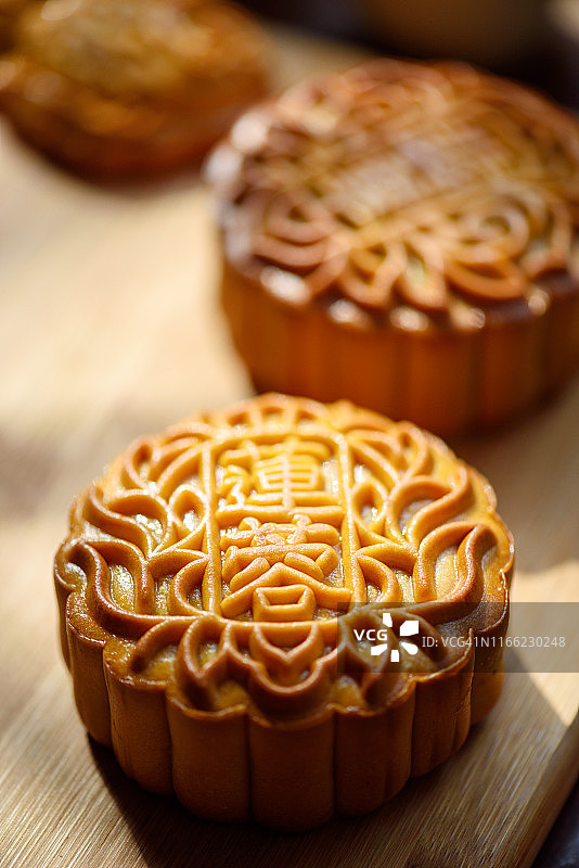 中秋节月饼和中国茶图片素材