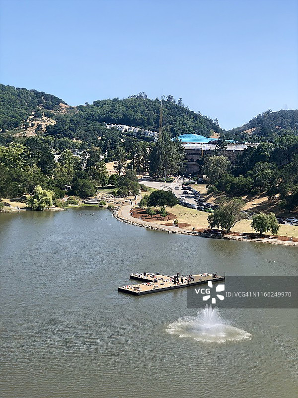 从渡轮上看到的市民中心景观图片素材