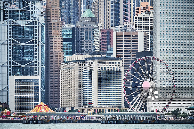 从香港眺望中环及摩天轮，中国图片素材