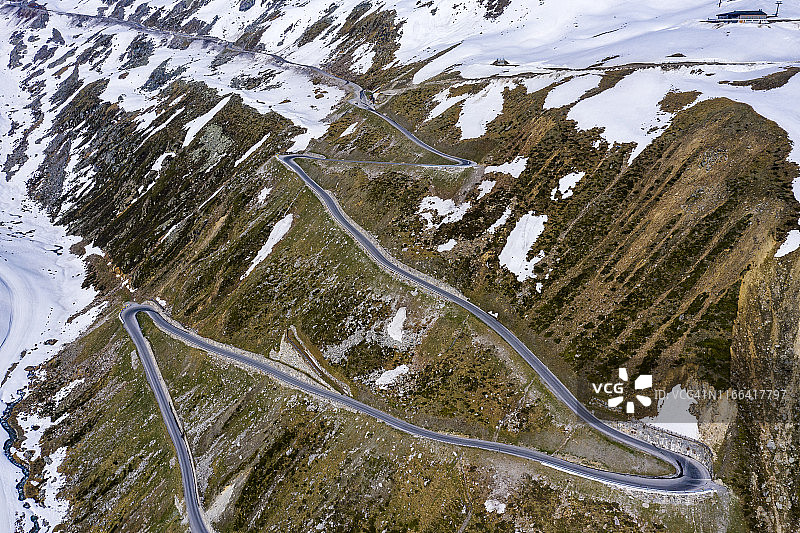 奥地利蒂罗尔州索尔登雷滕巴赫冰川道路航拍景观图片素材
