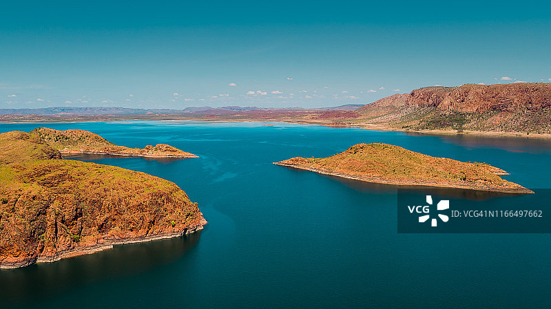 澳大利亚阿盖尔湖的岛屿（无人机拍摄）图片素材