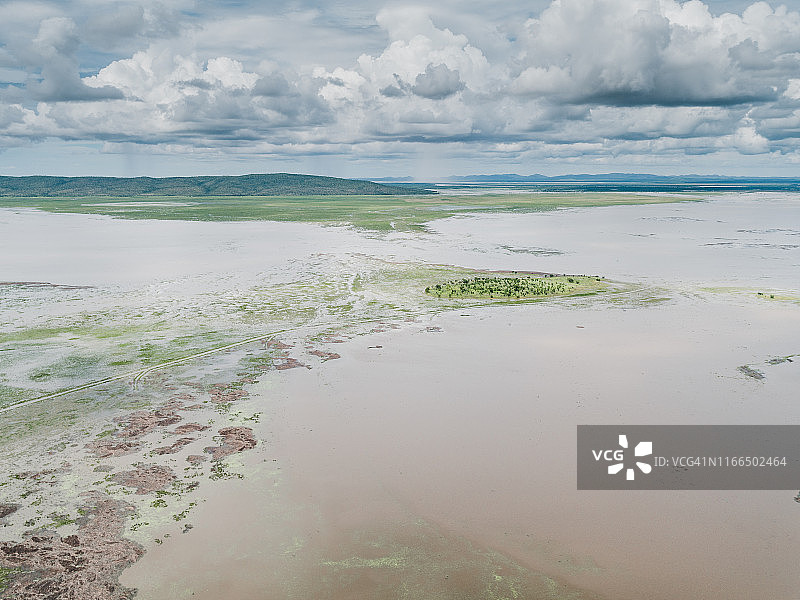 金伯利地区的雨季洪水鸟瞰（澳大利亚）图片素材