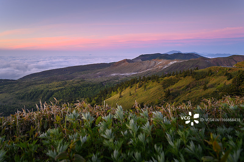 日本群马县志贺草津高原公路白根山美丽风光图片素材