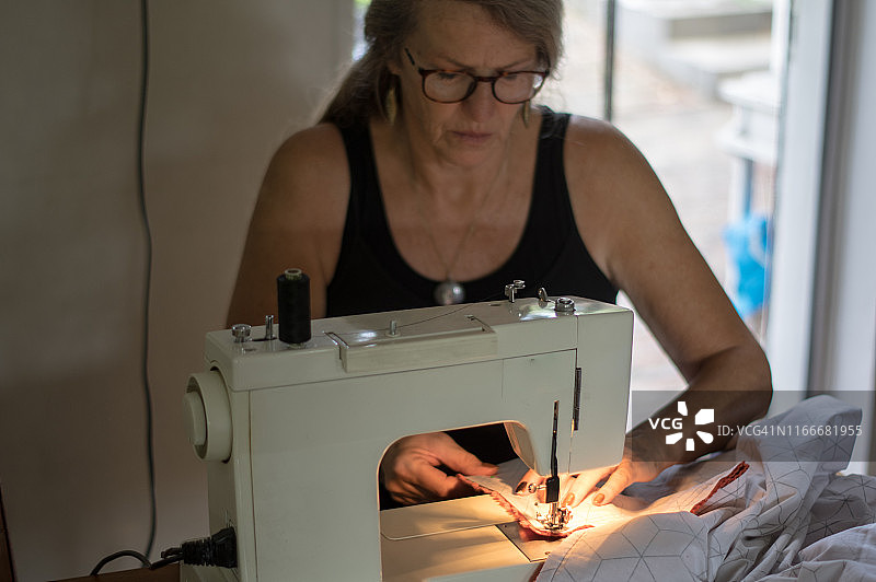 缝纫女工图片素材