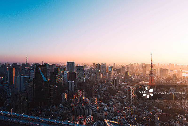 东京天际线（黎明）图片素材