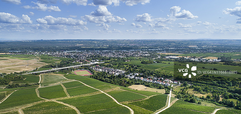 德国莱茵高陶努斯地区全景航拍图片素材