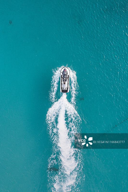 巴巴多斯海上摩托艇俯视图图片素材