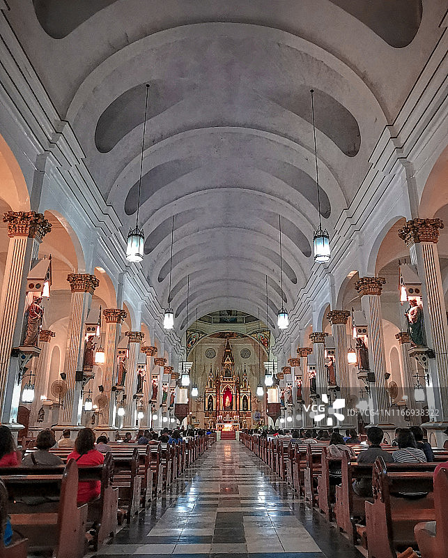 菲律宾伊洛伊洛市的历史教堂和建筑图片素材