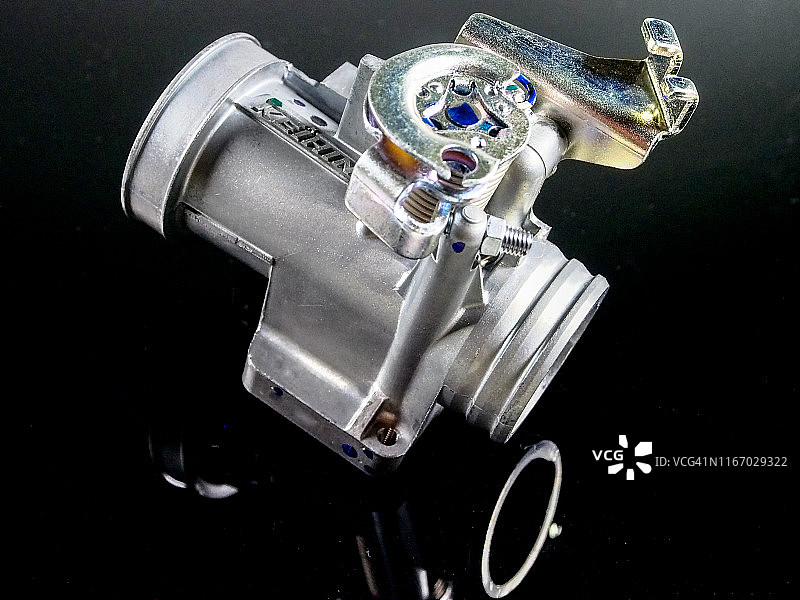 摩托车节气门体总成备件图片素材