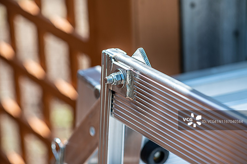 铝制拖车上的螺栓图片素材