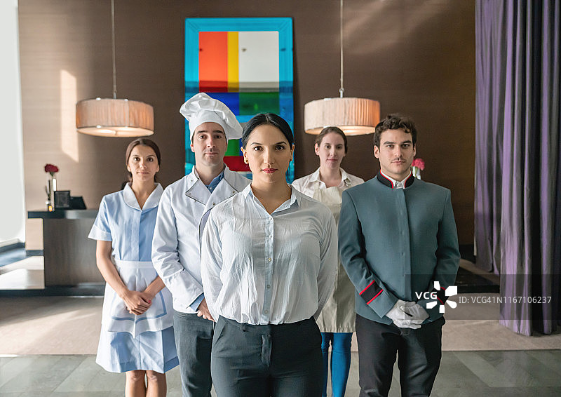 豪华酒店的专业员工图片素材