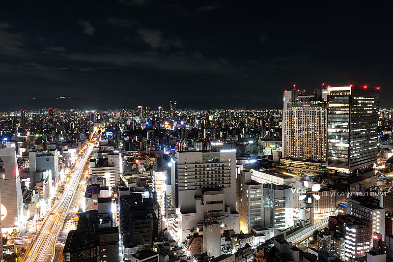 大阪照明的城市街道图片素材