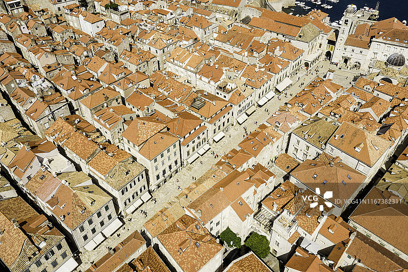 克罗地亚杜布罗夫尼克老城区的鸟瞰图图片素材