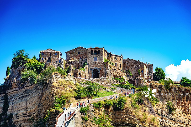 白露里治奥古城，维泰博，拉齐奥，意大利，2018年8月18日：中世纪城市景观图片素材