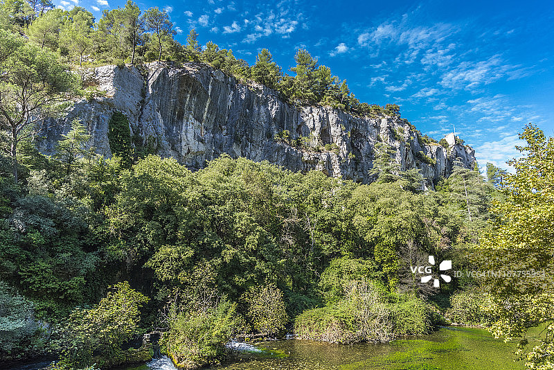 法国普罗旺斯沃克吕兹索格河畔图片素材
