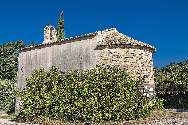 法国吕贝隆沃克吕兹昂特尔肖圣安德烈教堂（1世纪）图片素材