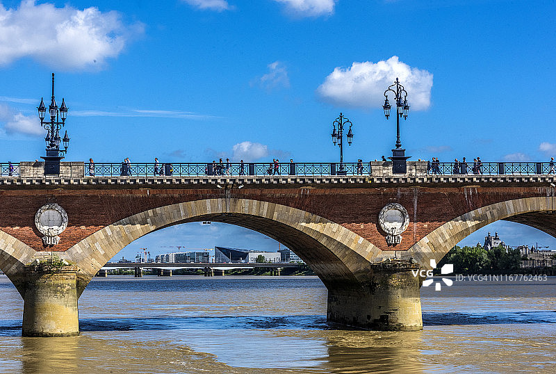 法国新阿基坦波尔多石桥（联合国教科文组织世界遗产）图片素材