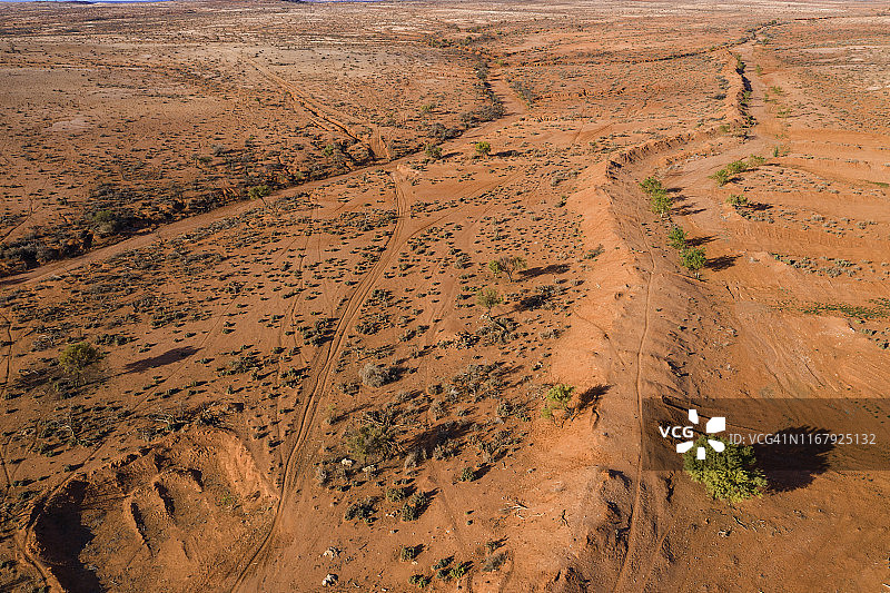澳大利亚内陆红土地无人机视角图片素材