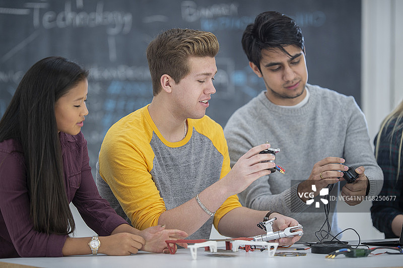 高中学生图片素材