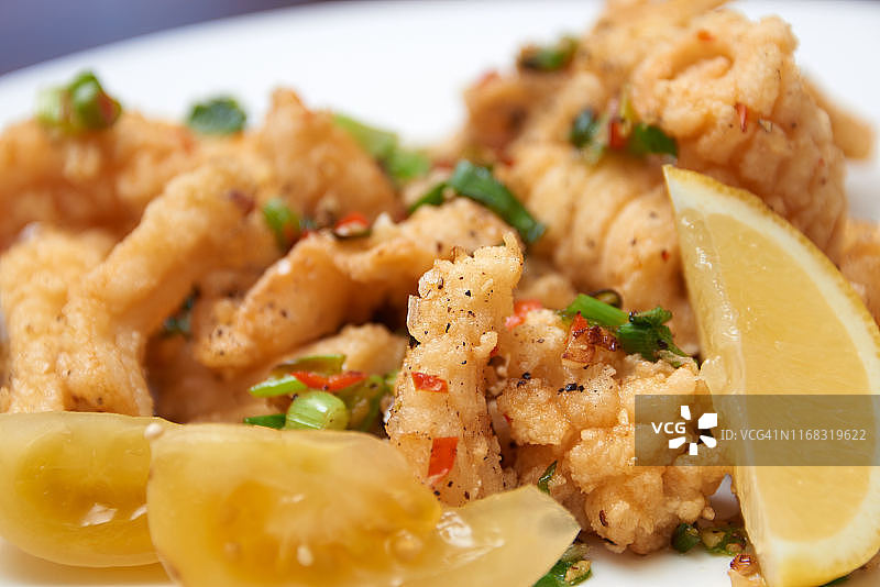 炸鱿鱼圈图片素材