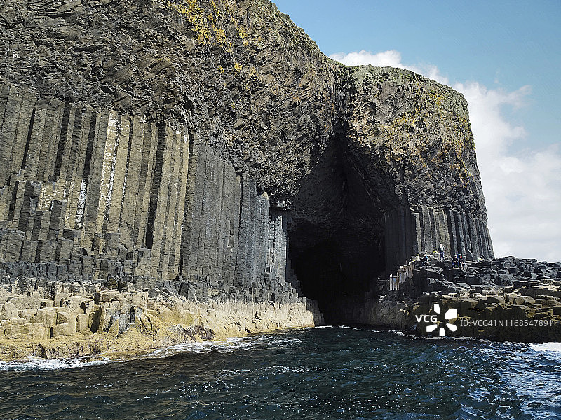 斯塔法岛芬格尔洞穴入口，苏格兰图片素材