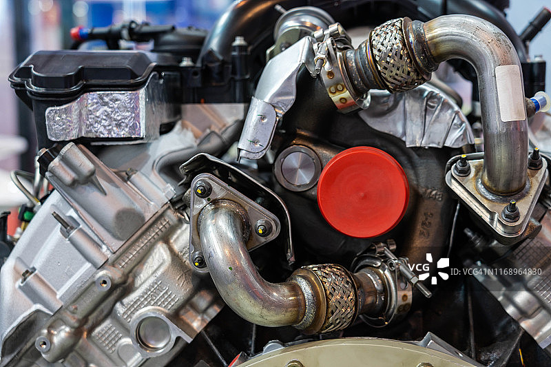汽车发动机局部特写图片素材