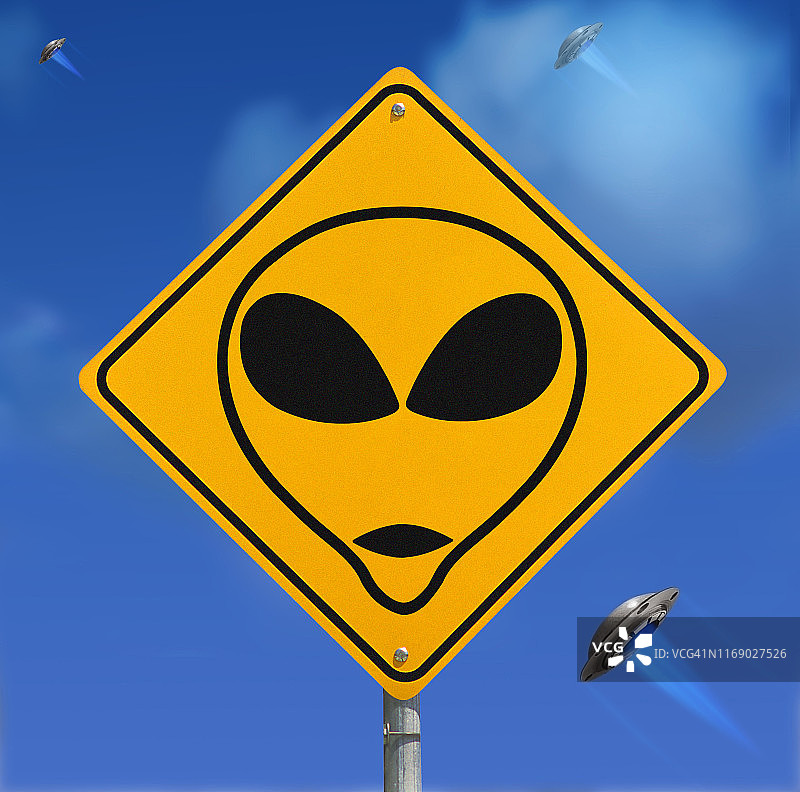 外星人穿越标志合成图图片素材