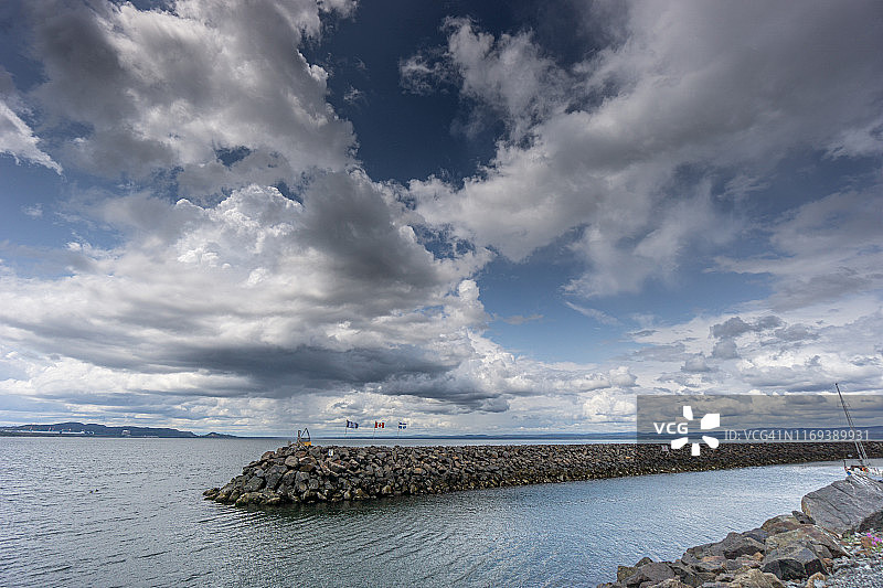 魁北克北岸马尼夸根地区七岛港口一角图片素材