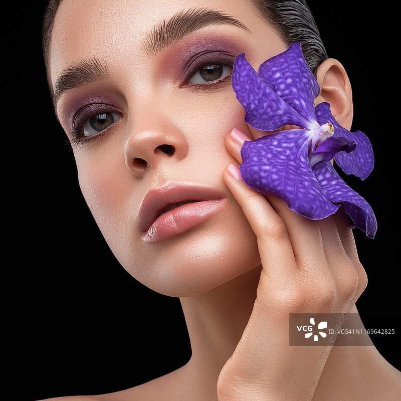 美丽的快乐女人图片素材