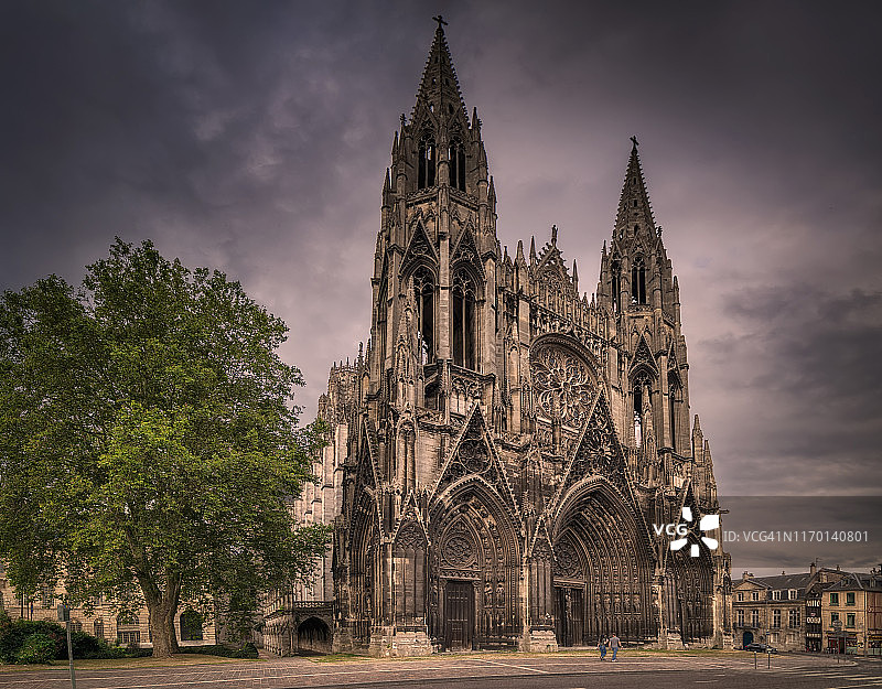 法国诺曼底鲁昂圣旺教堂图片素材