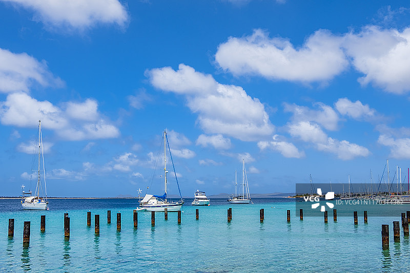 博内尔岛，克拉伦代克海滨图片素材