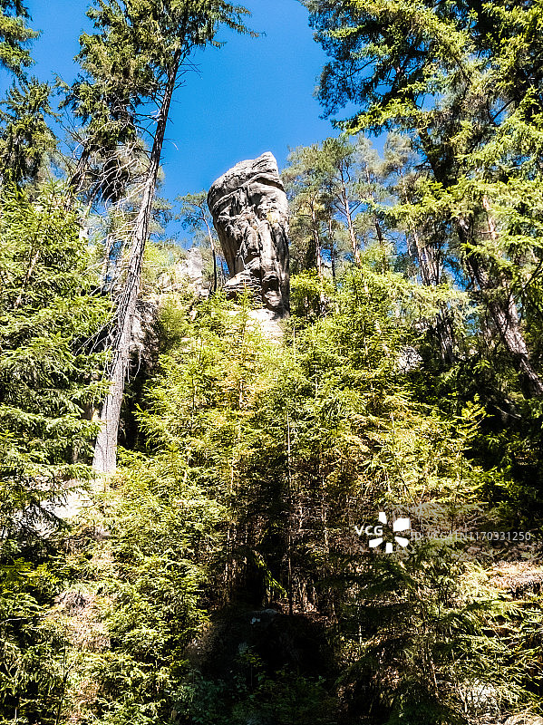 捷克共和国泰普利采附近泰普利采岩石中的砂岩地层图片素材