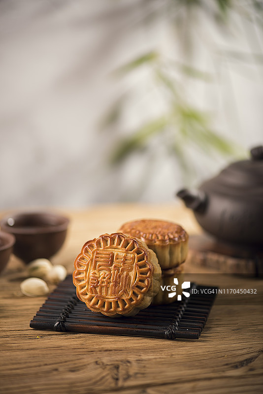 茶壶和月饼图片素材