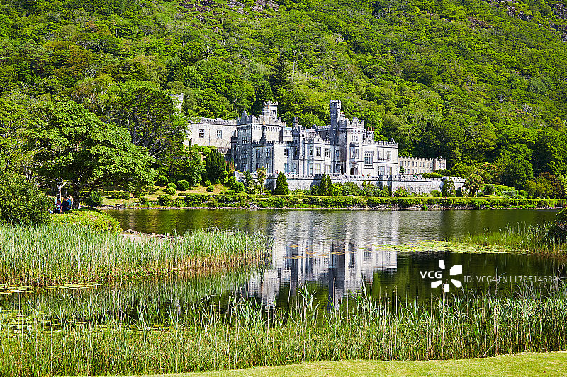 爱尔兰戈尔韦郡凯尔莫修道院图片素材