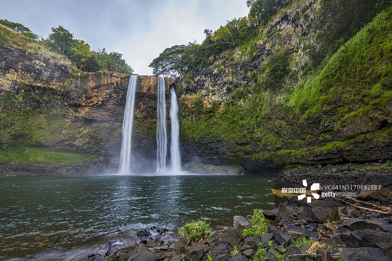 可爱岛怀卢阿瀑布图片素材