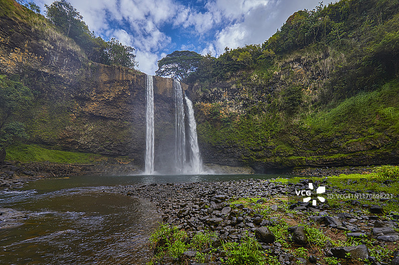 可爱岛怀卢阿瀑布图片素材