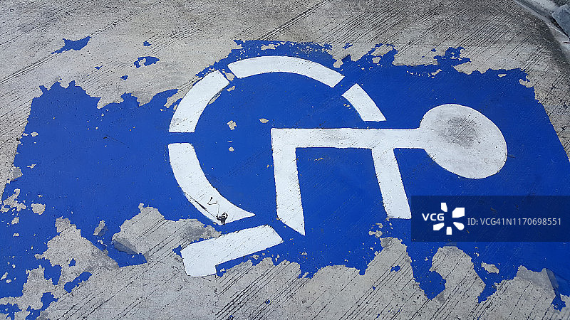 免费残疾人停车位图片素材