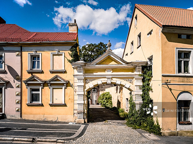 波兰兹沃蒂斯托克3马亚街装饰性旧大门图片素材