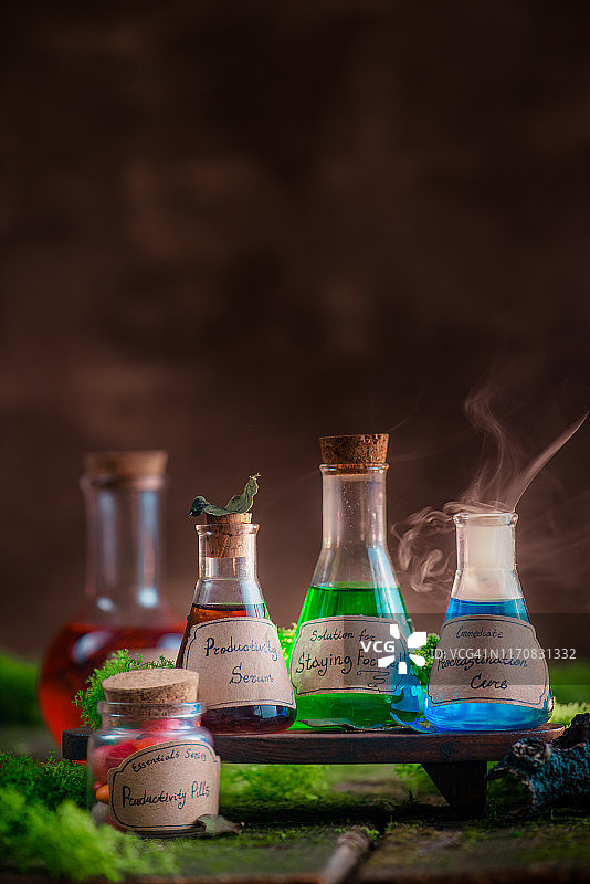 彩色药剂合集与手写标签图片素材