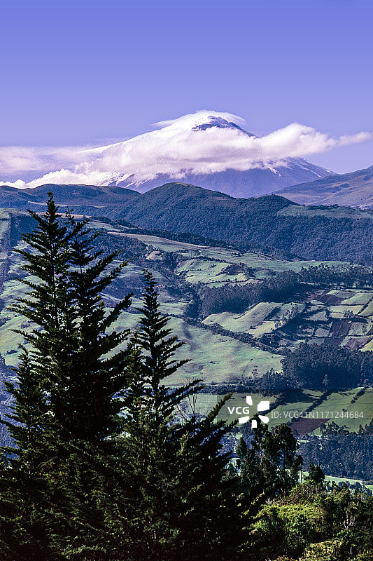 厄瓜多尔基多皮钦查火山图片素材