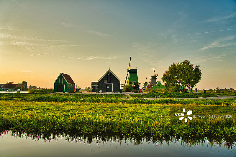 荷兰北荷兰省的赞瑟斯汉斯风车村图片素材